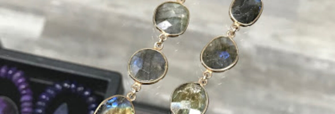 Aura Shop