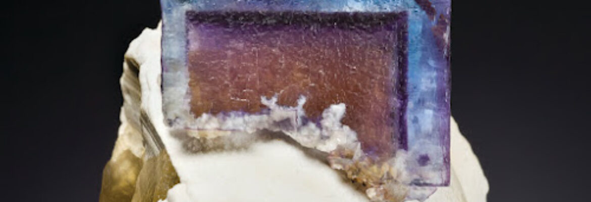 The Arkenstone Gallery of Fine Minerals