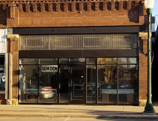 Gem Den