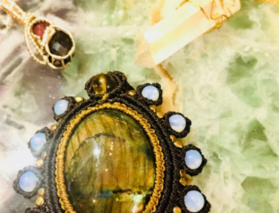 Royal Street Stones & Jewelry