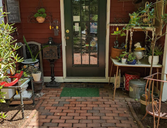 Heaven On Earth Antiques & Design